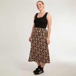 Simplement, it is the sewing pattern of a skirt and tank top set.
